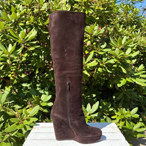 Stuart Weitzman Molten Wedge Boots in Cola Suede - Size 6.5 - Picture 3 of 9